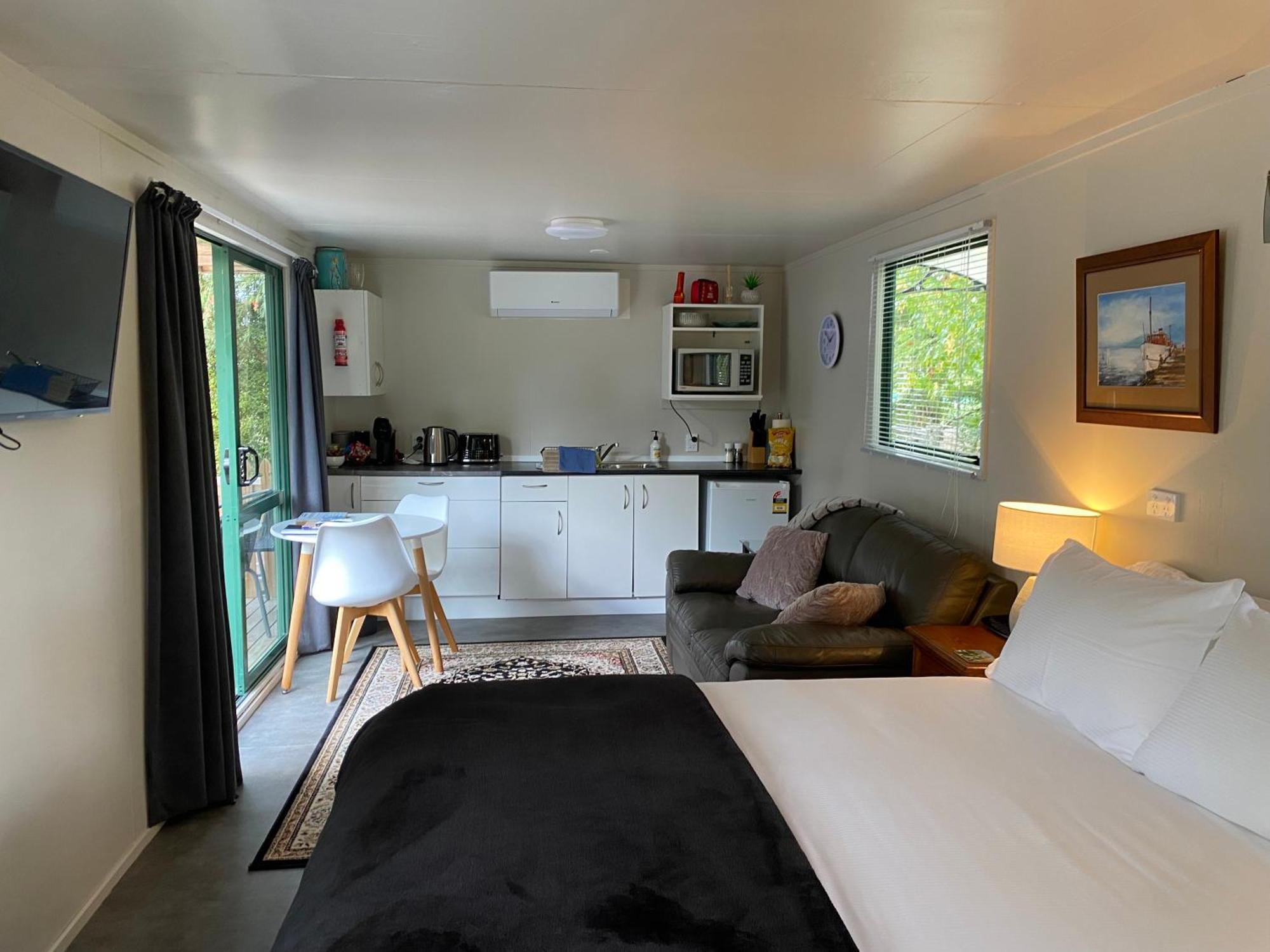 Willows Reach Lodge Kumeu Екстер'єр фото